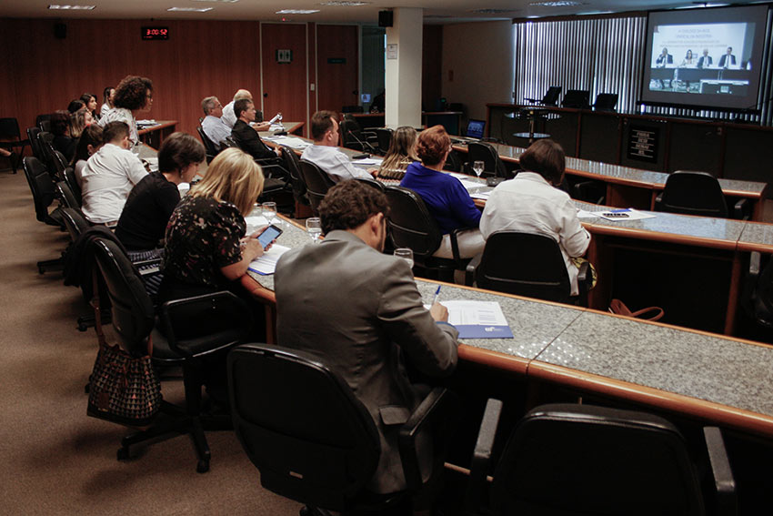 4 dialogo sindical 3 22.11.2018 Moacir Evangelista Fibra 3