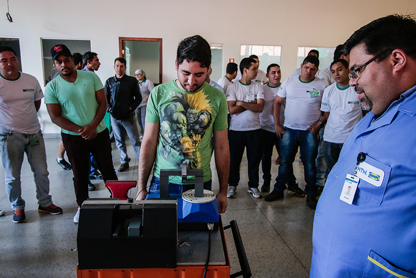 Workshop de rolamentos Senai Gama 