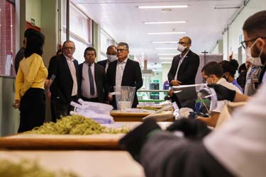 16 4 2020 Visita secretario da saude ao Senai Victor Hugo Pessoa Sistema Fibra 2