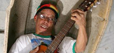 Aos amantes do reggae: cantor Renato Matos faz show no CCS