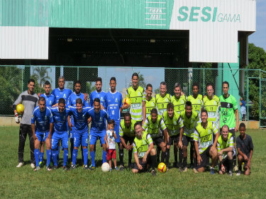 SESI Gama reinaugura campo de futebol com Amistoso entre os empregados do Sistema Fibra