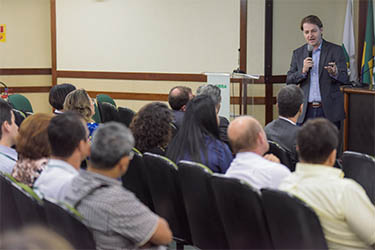 Empresariado do DF participa de palestra sobre segurança do trabalho