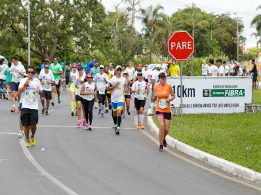 Trabalhadores do Sistema Fibra e da indústria participam de corrida global