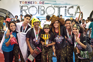 Equipes de Robótica do DF se destacam na Temporada Trash Trek