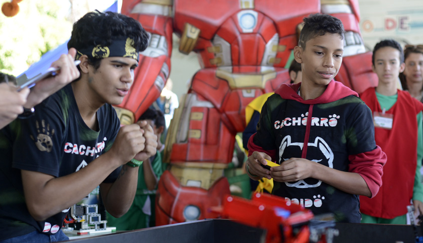 premiacao torneio interescolar corpo materia CRI6825