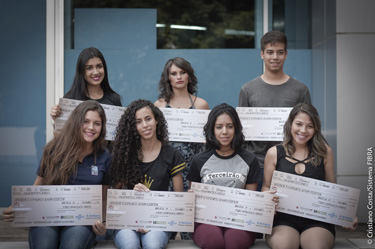 Concurso Jovem Escritor premia 100 melhores redações do DF