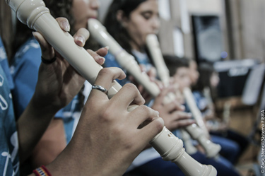 Sesi oferece oficinas de formação musical em diversos instrumentos
