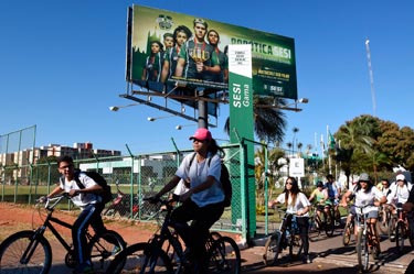 Sesi Gama participa da Virada do Cerrado com pedalada ecológica