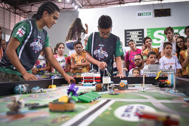 Escola de Robótica do Sesi Gama está aberta à comunidade