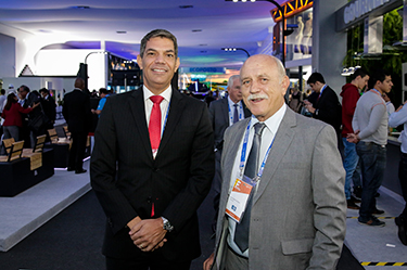 Participantes do Enai 2018 visitam a Olimpíada do Conhecimento