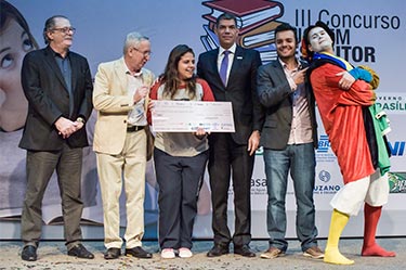 Redações de simulado do Enem concorrem no Jovem Escritor