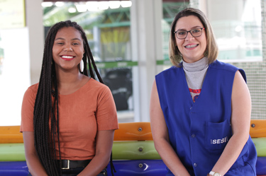 Professora e ex-aluna do Sesi-DF vão a congresso internacional no Peru