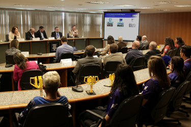 Conselho Regional do Sesi-DF homenageia equipes de robótica
