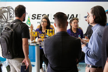 Sesi-DF leva projeto de robótica à terceira edição do Brasília Mais TI