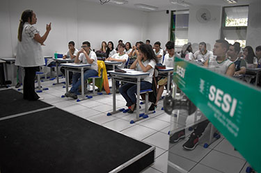 Sesi-DF lança edital com vagas gratuitas para o Novo Ensino Médio