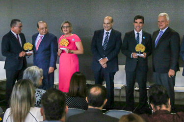 Sesi e Senai do DF recebem premiação de direitos humanos