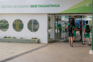 Escolas do Sesi-DF retomam aulas presenciais